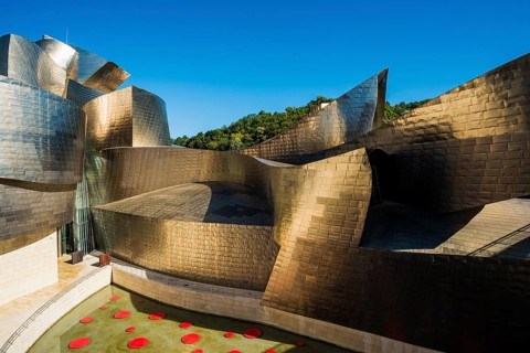 Guggenheim Museum Bilbao, architect Frank O. Gehry, Bilbao, Basque Country, Spain, Europe