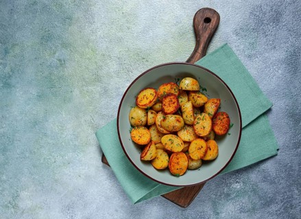 Baked new potatoes, with butter and dill, homemade, no people