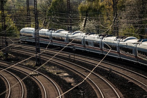 Railway, tracks, rails, infrastructure, overhead lines, railway line between Essen and Duisburg,