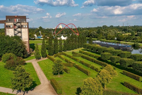 The Nordsternpark, former site of the Nordstern colliery, cargo ship, tanker, on the Rhine-Herne
