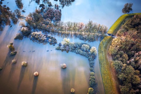 Aerial view, flood, closed roads, closed dike passage, flood protection, flooding, dike protection,