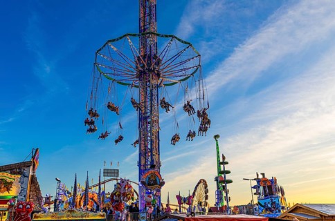 Kettenflieger Bayern Tower, chain carousel, Oktoberfest, Festwiese, Theresienwiese, Munich, Upper
