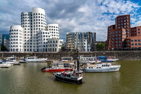 Media harbour, Düsseldorf, marina, marina, Neuer Zollhof, Gehry buildings, by architect Frank O.