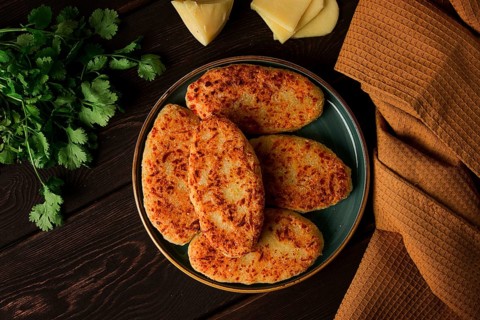 Chvishtari, corn flour tortillas with cheese, pastries, Georgian cuisine, Mchadi, homemade, top