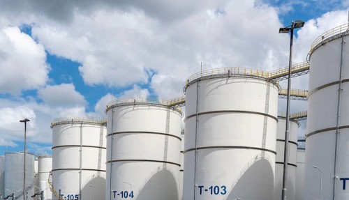 HES Botlek Tank Terminal, tank logistics for various petroleum products, such as petrol, paraffin,