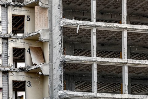 Demolition of office tower at the Urania. The administration building, built in 1967, will be
