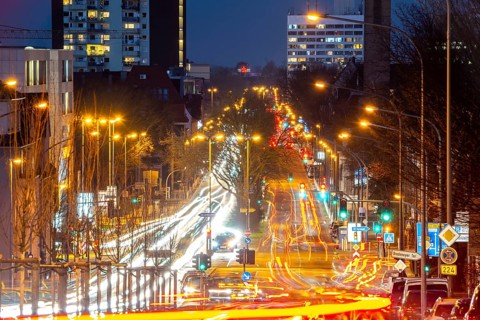 Evening city centre traffic, rush hour, AlfredstraÃŸe, B224, in Essen, Germany, Europe
