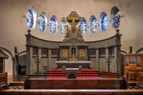 Chancel of St Otto's Church, built from 1912 to 1914 in Art Nouveau style, SiechenstraÃŸe 61,
