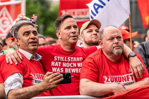 Demonstration by many thousands of steelworkers in front of the ThyssenKrupp headquarters in Essen