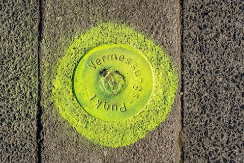 Surveying point, used for orientation, reference point, for surveying work