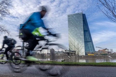 Building of the European Central Bank, ECB, cycle path on the Main in Frankfurt, Hesse, Germany,