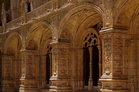 Cloister, Hieronymite monastery Mosteiro dos Jeronimos, also known as Mosteiro de Belém, Belém,