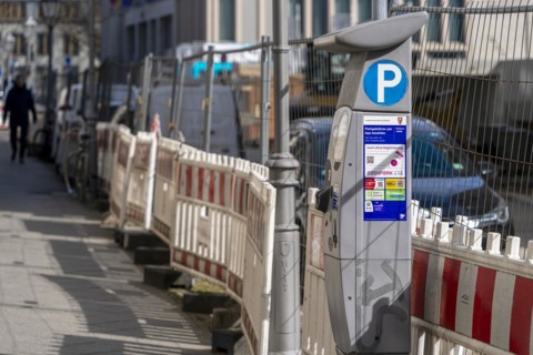 Parking machine at a roadworks site, Berlin, Germany, Europe