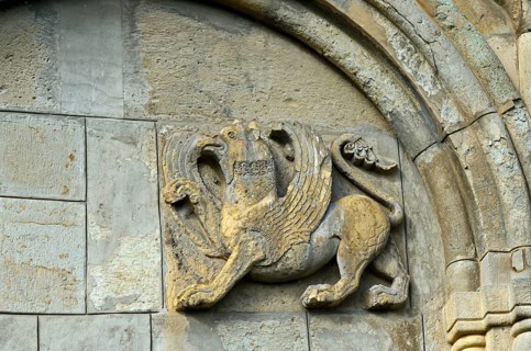 Relief sculpture of a mythical bird of prey on the east façade of the cross-domed church of