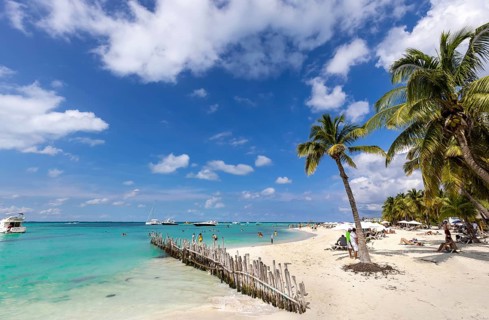 Isla Mujeres, Mexico, 10 September, 2021: Serene turquoise Isla Mujeres beach Playa Norte famous