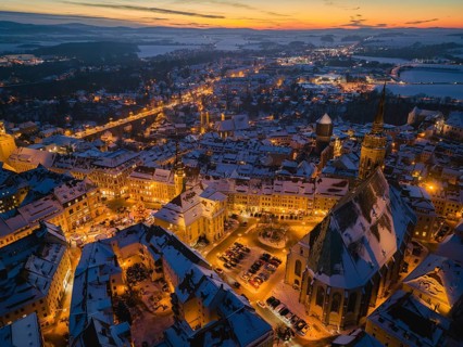 Known today as the Bautzen Wenzelsmarkt, Upper Sorbian Budyske Wjaclawske wiki, the Bautzen
