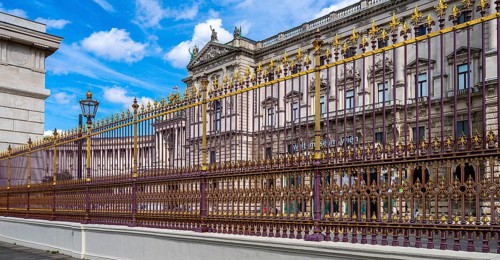 Decorative fence in front of the Weltmuseum at Heldenplatz, Vienna, Austria, Europe