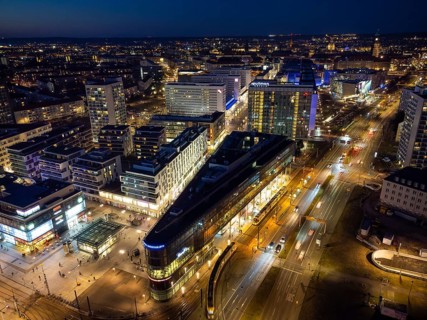 Prager StraÃŸe and St. Petersburger StraÃŸe, with the Prager Spitze, the Pullmann Hotel, the