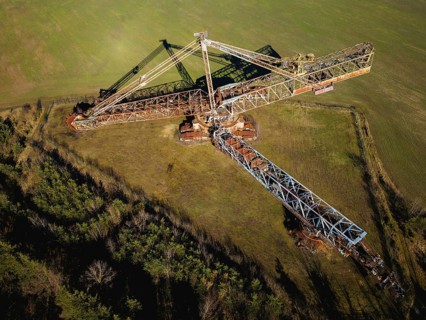 The excavator 1473 with the type designation SRs 1500 (1) is a bucket wheel excavator that was