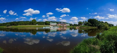 Pillnitz is a former suburb (incorporated in 1950) and is now a district of Dresden Pillnitz has