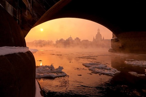 Dresden morning fog over the Elbe