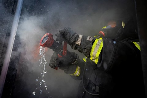 Hot training in the training container