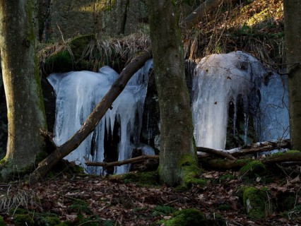 Icicles on a rock face in the Höllental valley in Upper Franconia