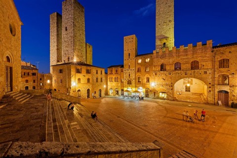 Piazza del Duomo, San Gimignano, Province of Siena, Tuscany, Italy, UNESCO World Heritage Site,