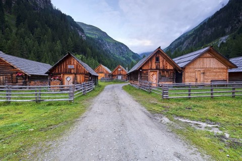 Vordere Göriachalmen in the morning, Göriachbach, Schladminger Tauern, Göriach, Lungau, Salzburg