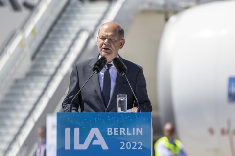Olaf Scholz, SPD, Federal Chancellor. Opening and opening tour, International Aerospace Exhibition,