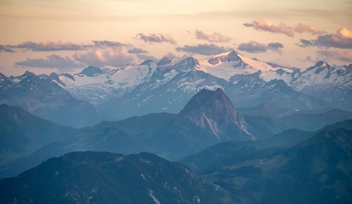 Evening atmosphere, view of Grossvenediger and Venediger group in the Hohe Tauern, in front Grosser