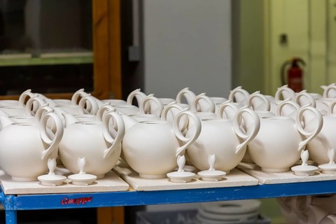 Meissen is the oldest porcelain manufactory in Europe and has stood for unique craftsmanship since