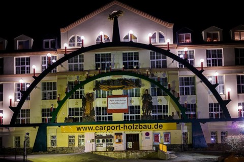 Candle arch Gelenau The Gelenau candle arch is in the Guinness Book of Records. The world's first