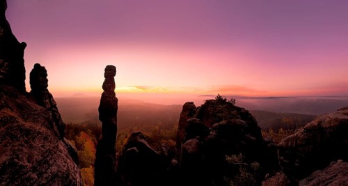 Sunrise on the Pfaffenstein with the Barabarine