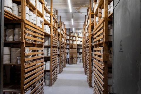 Meissen is the oldest porcelain manufactory in Europe and has stood for unique craftsmanship since