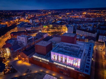 Power plant Mitte with State Operetta and TJG