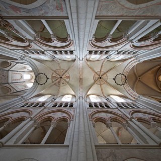 Limburg Cathedral St. George, interior view with view upwards to the vault, Limburg an der Lahn,