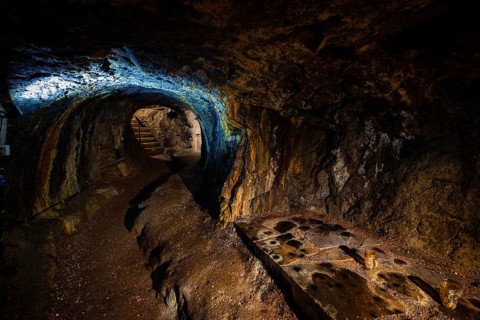 The total length of the passages under Geithain is 1100 m, of which 412 m are currently accessible.