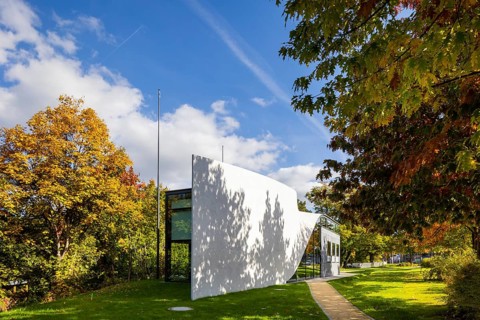 carbon house