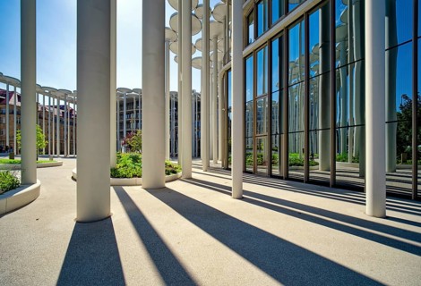 Säulengarten, SAB Forum, new building Sächsische Aufbaubank, Leipzig, Saxony, Germany, Europe