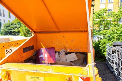 Pilot project on waste prevention and reuse launched. Reuse instead of throwing away: From June