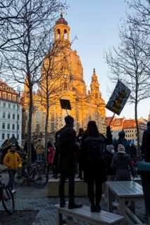 In Dresden, about 3, 000 people gathered on Neumarkt in front of the Church of Our Lady. On posters