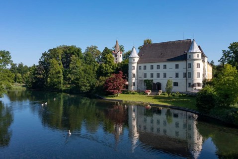 Drone shot, Renaissance castle, Hagenau Castle, Mattig estuary, Sankt Peter am Hart, Innviertel,