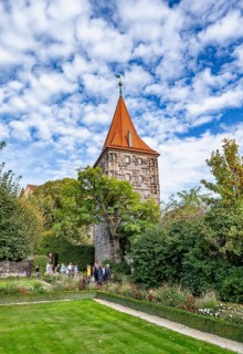 Tiergärtnertorturm, Burggarten, Kaiserburg, in autumn, Nuremberg, Middle Franconia, Bavaria,