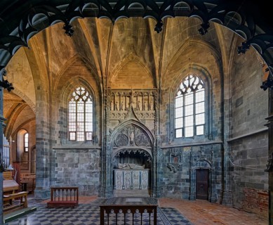 Choir with Tomba of Lodovico II di Saluzzo also Ludovico II del Vasto, burial place in French