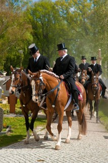 Every year at Easter there are about 5 processions in Lusatia, each with about 200 riders. The