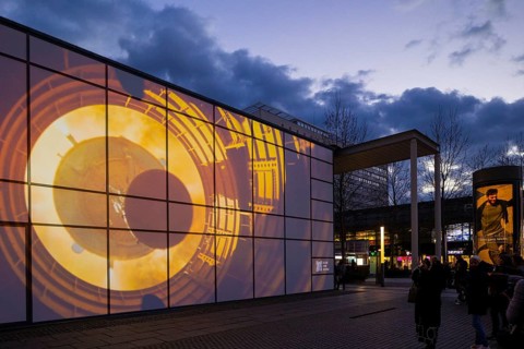 Art event Erlebnis (welt) raum on Prager Strasse with VR artist Max Salomon. On the occasion of the