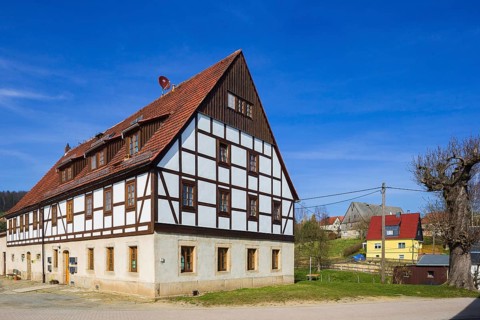 Gossdorf is a district of Hohnstein in the Sächsische Schweiz-Osterzgebirge district.