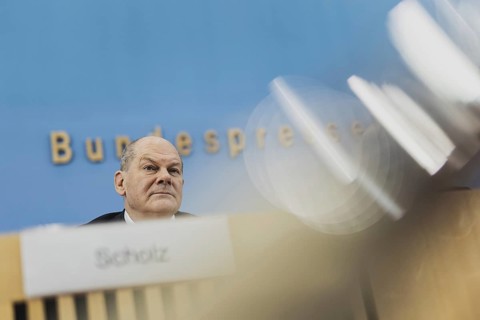 Olaf Scholz (SPD), Federal Chancellor, recorded at a federal press conference on current domestic