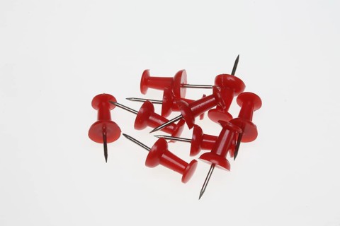 Red pins, pins, drawing pins